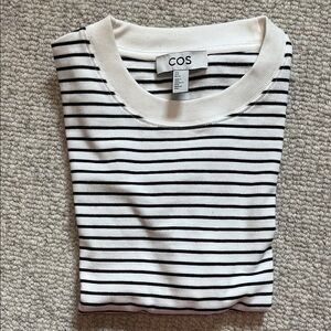 COS Monochrome heavy weight Striped crewneck Tee - NWOT